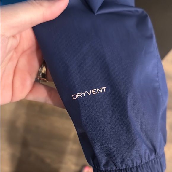 The North Face Blue and Navy Jacket - Picture 5 of 7